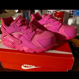 4c pink shoes